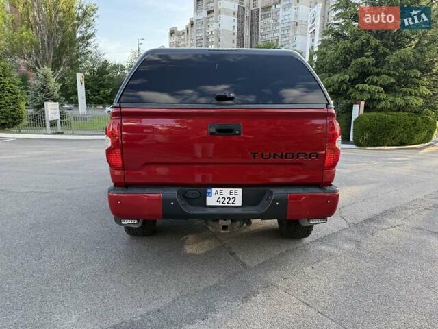 Красный Тойота Тундра, объемом двигателя 5.66 л и пробегом 106 тыс. км за 28800 $, фото 5 на Automoto.ua