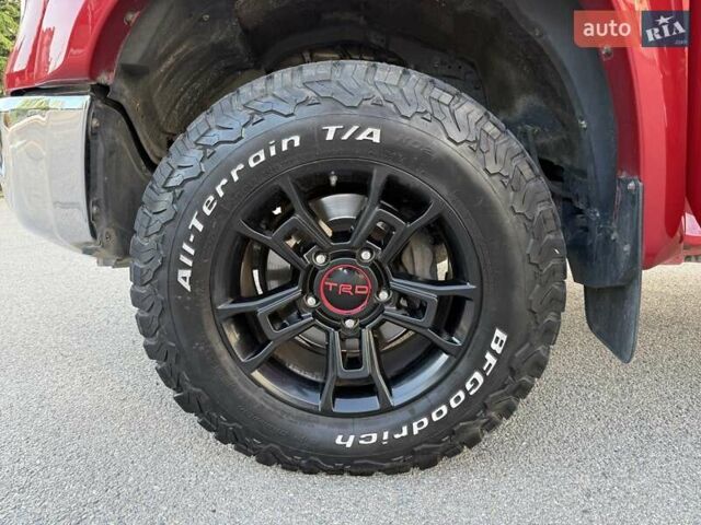 Красный Тойота Тундра, объемом двигателя 5.66 л и пробегом 106 тыс. км за 28800 $, фото 21 на Automoto.ua