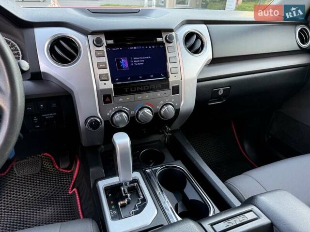 Красный Тойота Тундра, объемом двигателя 5.66 л и пробегом 106 тыс. км за 28800 $, фото 15 на Automoto.ua