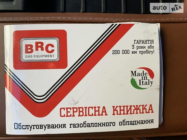 Красный Тойота Тундра, объемом двигателя 5.7 л и пробегом 135 тыс. км за 65000 $, фото 6 на Automoto.ua