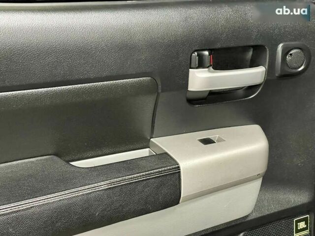 Тойота Тундра, объемом двигателя 0 л и пробегом 197 тыс. км за 24000 $, фото 20 на Automoto.ua