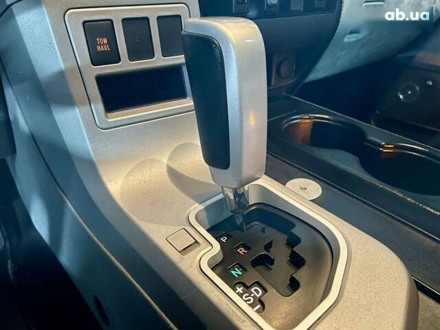 Тойота Тундра, объемом двигателя 0 л и пробегом 197 тыс. км за 24000 $, фото 29 на Automoto.ua