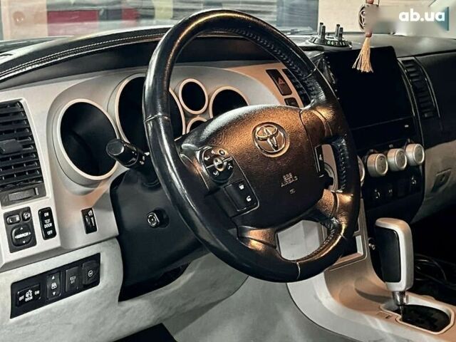 Тойота Тундра, объемом двигателя 0 л и пробегом 197 тыс. км за 24000 $, фото 14 на Automoto.ua