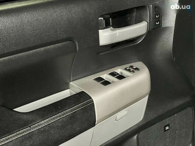 Тойота Тундра, объемом двигателя 0 л и пробегом 197 тыс. км за 24000 $, фото 15 на Automoto.ua