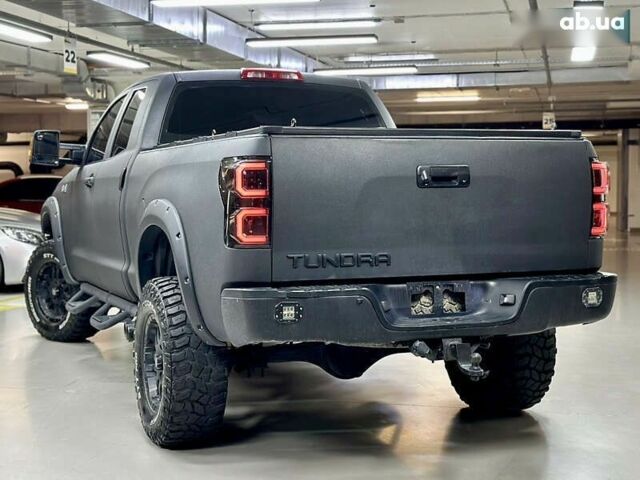 Тойота Тундра, объемом двигателя 0 л и пробегом 250 тыс. км за 23000 $, фото 28 на Automoto.ua