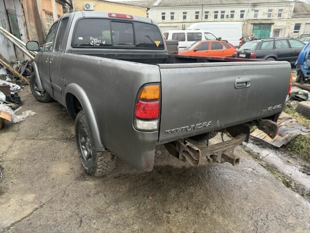 Серый Тойота Тундра, объемом двигателя 4.7 л и пробегом 200 тыс. км за 3200 $, фото 2 на Automoto.ua