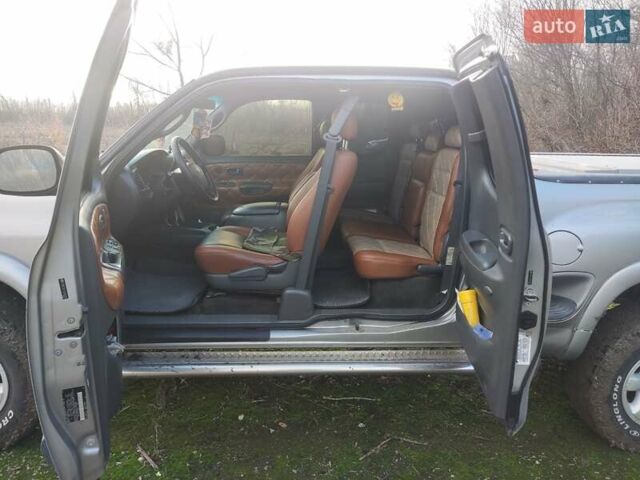 Серый Тойота Тундра, объемом двигателя 4.7 л и пробегом 300 тыс. км за 10300 $, фото 15 на Automoto.ua