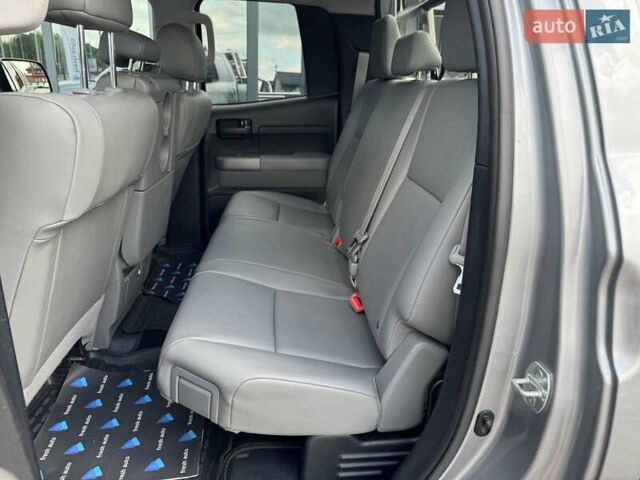 Серый Тойота Тундра, объемом двигателя 5.7 л и пробегом 120 тыс. км за 22900 $, фото 24 на Automoto.ua