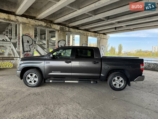 Сірий Тойота Тундра, об'ємом двигуна 5.7 л та пробігом 155 тис. км за 29000 $, фото 6 на Automoto.ua