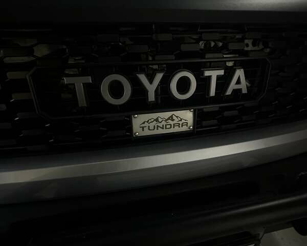 Серый Тойота Тундра, объемом двигателя 5.66 л и пробегом 61 тыс. км за 32500 $, фото 11 на Automoto.ua