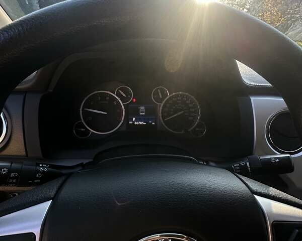 Серый Тойота Тундра, объемом двигателя 5.66 л и пробегом 61 тыс. км за 32500 $, фото 19 на Automoto.ua