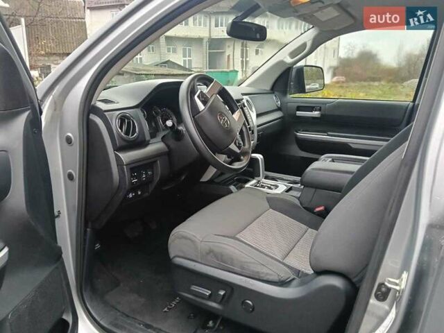 Серый Тойота Тундра, объемом двигателя 5.66 л и пробегом 95 тыс. км за 28350 $, фото 20 на Automoto.ua