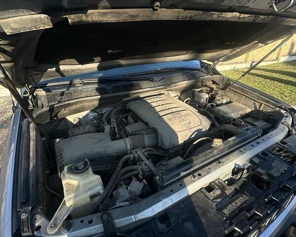 Серый Тойота Тундра, объемом двигателя 5.66 л и пробегом 61 тыс. км за 32500 $, фото 17 на Automoto.ua