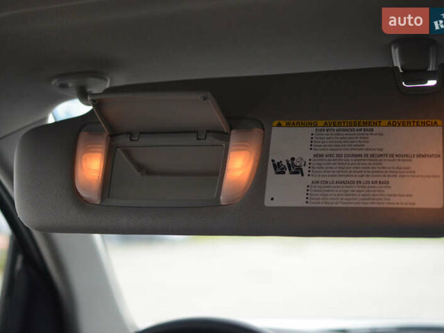 Сірий Тойота Тундра, об'ємом двигуна 5.7 л та пробігом 27 тис. км за 23490 $, фото 28 на Automoto.ua