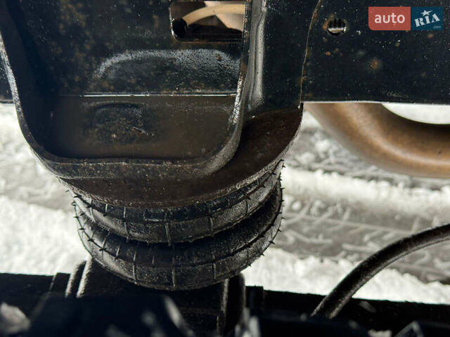 Сірий Тойота Тундра, об'ємом двигуна 5.7 л та пробігом 91 тис. км за 35000 $, фото 19 на Automoto.ua