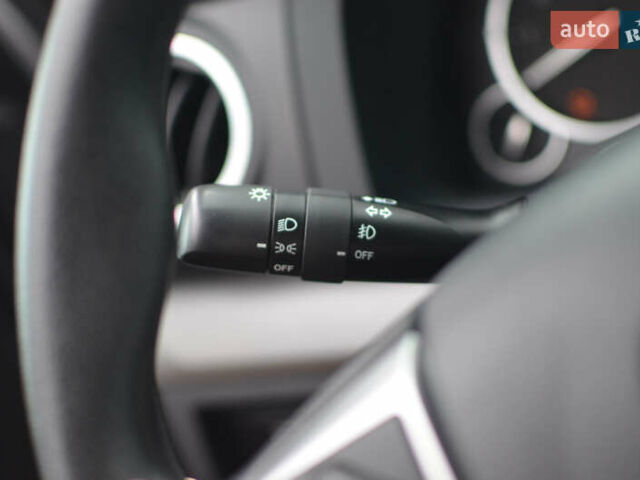 Сірий Тойота Тундра, об'ємом двигуна 5.7 л та пробігом 27 тис. км за 23490 $, фото 20 на Automoto.ua