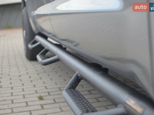 Сірий Тойота Тундра, об'ємом двигуна 5.7 л та пробігом 27 тис. км за 23490 $, фото 13 на Automoto.ua