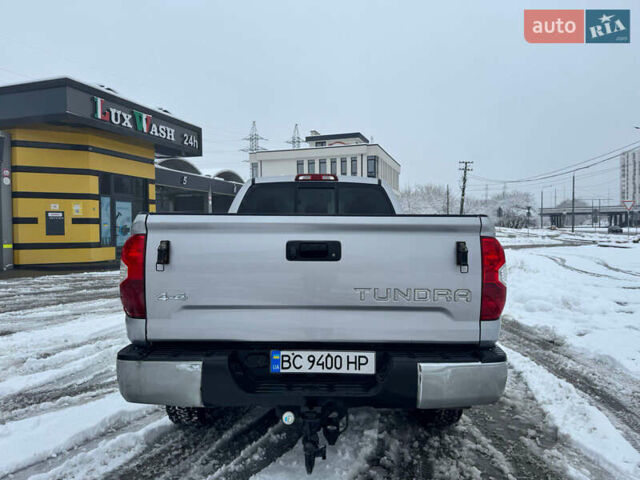 Сірий Тойота Тундра, об'ємом двигуна 5.7 л та пробігом 91 тис. км за 35000 $, фото 7 на Automoto.ua