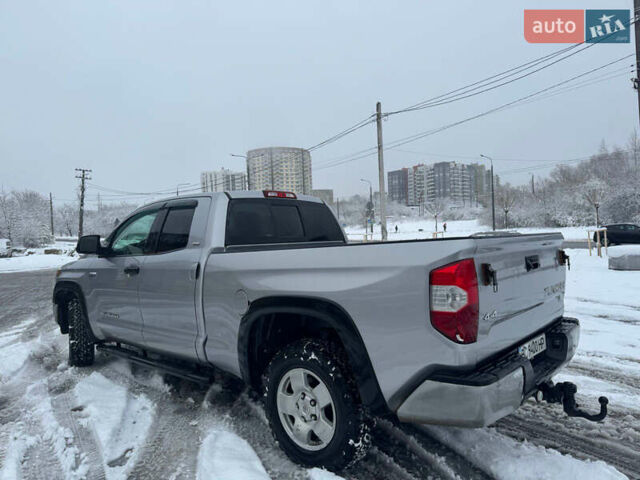 Сірий Тойота Тундра, об'ємом двигуна 5.7 л та пробігом 91 тис. км за 35000 $, фото 4 на Automoto.ua