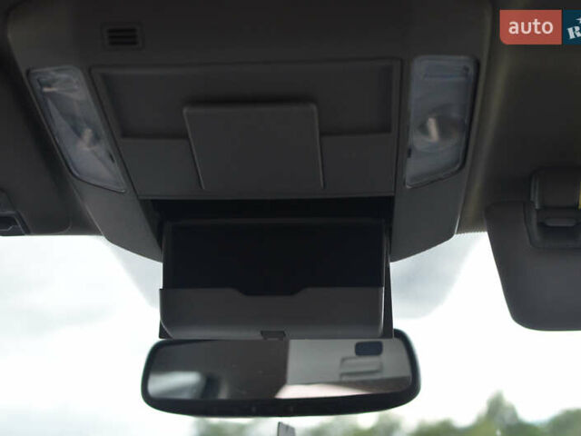 Сірий Тойота Тундра, об'ємом двигуна 5.7 л та пробігом 27 тис. км за 23490 $, фото 29 на Automoto.ua