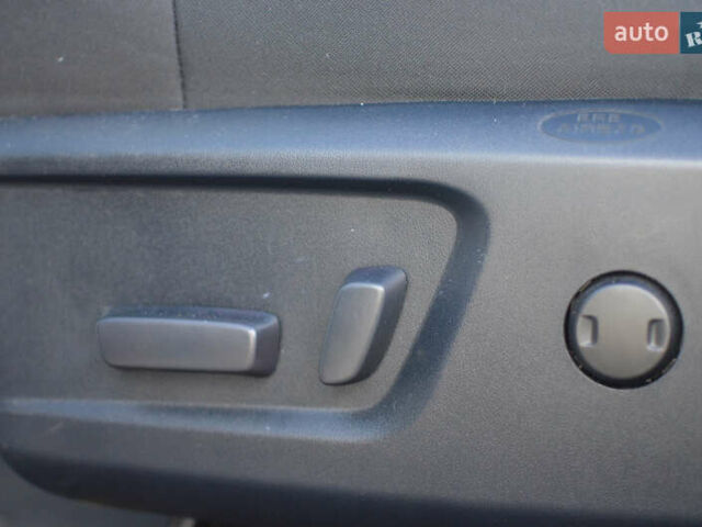 Сірий Тойота Тундра, об'ємом двигуна 5.7 л та пробігом 27 тис. км за 23490 $, фото 30 на Automoto.ua