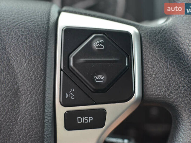 Сірий Тойота Тундра, об'ємом двигуна 5.7 л та пробігом 27 тис. км за 23490 $, фото 18 на Automoto.ua