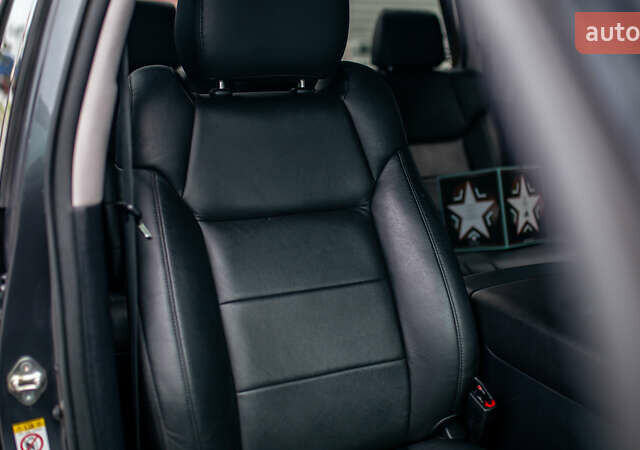 Серый Тойота Тундра, объемом двигателя 5.66 л и пробегом 115 тыс. км за 42500 $, фото 56 на Automoto.ua