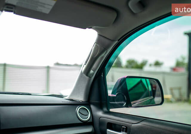 Серый Тойота Тундра, объемом двигателя 5.66 л и пробегом 115 тыс. км за 42500 $, фото 49 на Automoto.ua