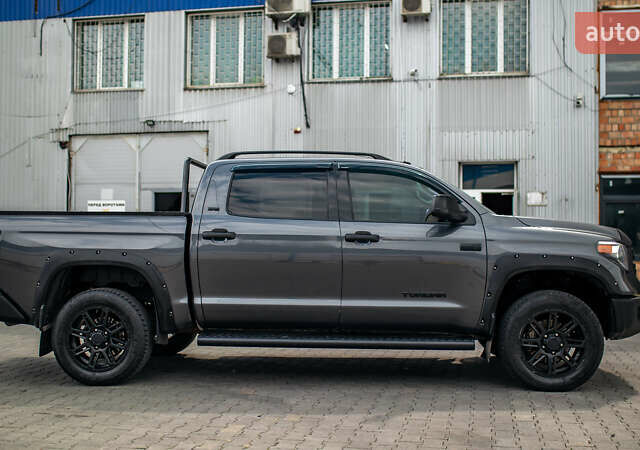 Серый Тойота Тундра, объемом двигателя 5.66 л и пробегом 115 тыс. км за 42500 $, фото 11 на Automoto.ua