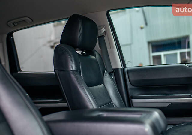 Серый Тойота Тундра, объемом двигателя 5.66 л и пробегом 115 тыс. км за 42500 $, фото 58 на Automoto.ua