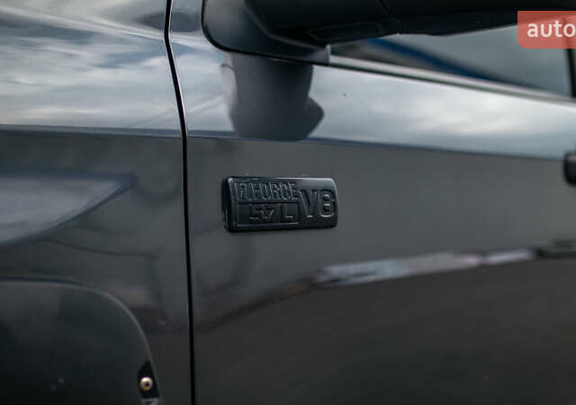 Серый Тойота Тундра, объемом двигателя 5.66 л и пробегом 115 тыс. км за 42500 $, фото 8 на Automoto.ua