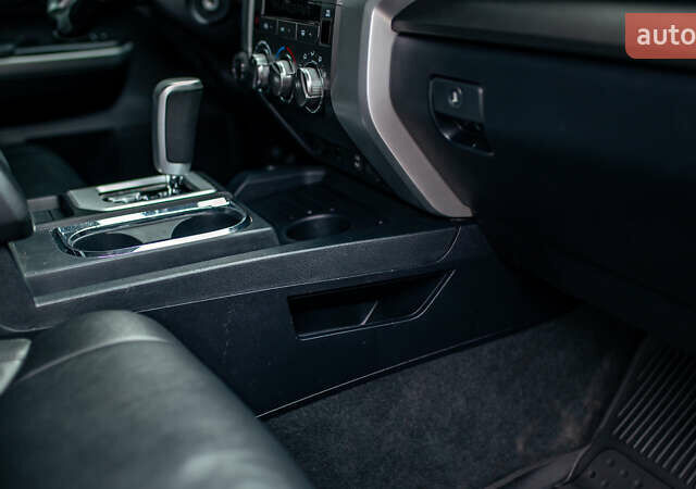 Серый Тойота Тундра, объемом двигателя 5.66 л и пробегом 115 тыс. км за 42500 $, фото 59 на Automoto.ua