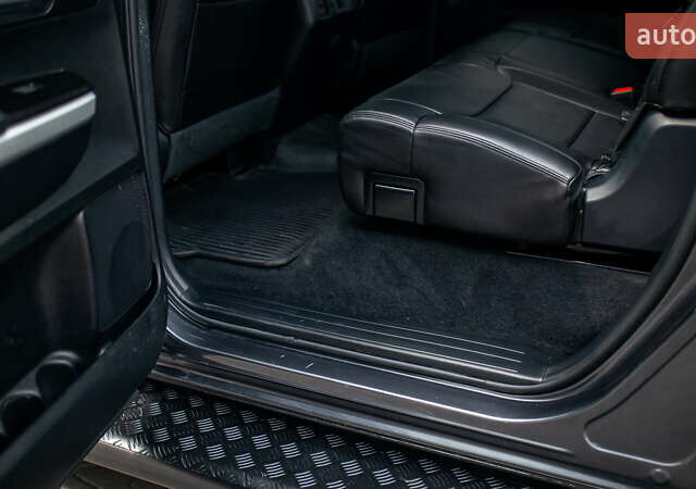 Серый Тойота Тундра, объемом двигателя 5.66 л и пробегом 115 тыс. км за 42500 $, фото 74 на Automoto.ua