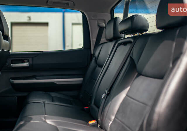 Серый Тойота Тундра, объемом двигателя 5.66 л и пробегом 115 тыс. км за 42500 $, фото 71 на Automoto.ua