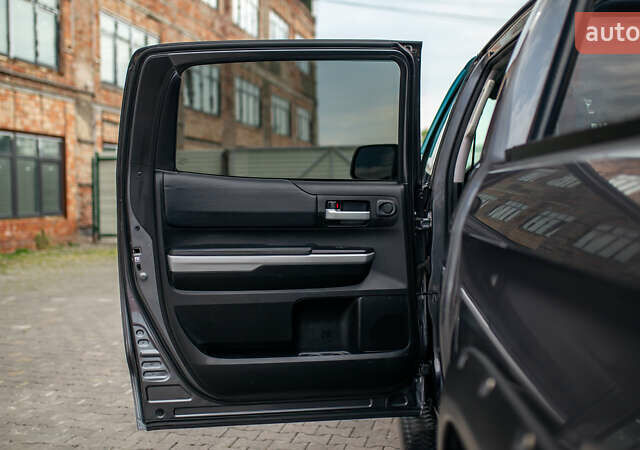 Серый Тойота Тундра, объемом двигателя 5.66 л и пробегом 115 тыс. км за 42500 $, фото 73 на Automoto.ua