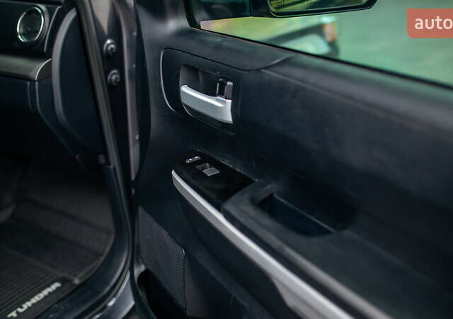 Серый Тойота Тундра, объемом двигателя 5.66 л и пробегом 115 тыс. км за 42500 $, фото 41 на Automoto.ua