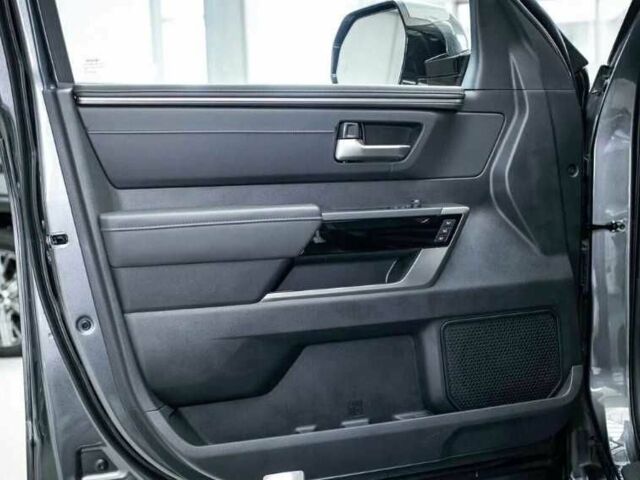 Серый Тойота Тундра, объемом двигателя 3.44 л и пробегом 23 тыс. км за 54300 $, фото 9 на Automoto.ua