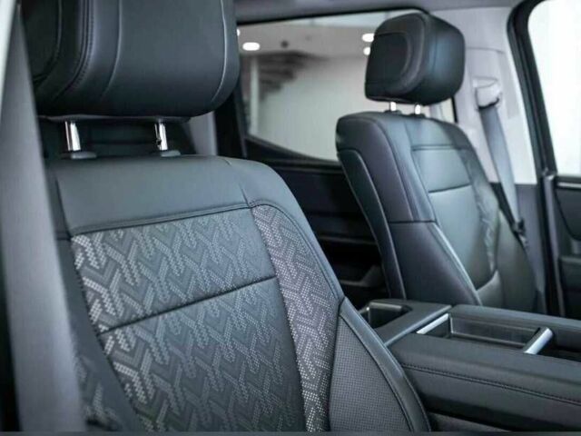 Серый Тойота Тундра, объемом двигателя 3.44 л и пробегом 23 тыс. км за 54300 $, фото 13 на Automoto.ua