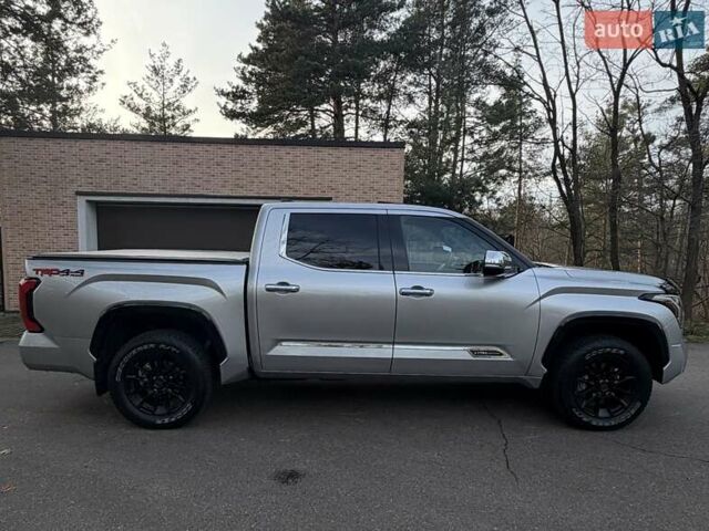 Серый Тойота Тундра, объемом двигателя 3.45 л и пробегом 32 тыс. км за 69900 $, фото 7 на Automoto.ua