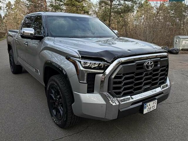 Серый Тойота Тундра, объемом двигателя 3.45 л и пробегом 32 тыс. км за 69900 $, фото 2 на Automoto.ua