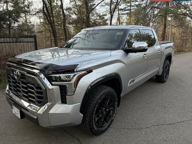 Серый Тойота Тундра, объемом двигателя 3.45 л и пробегом 32 тыс. км за 69900 $, фото 5 на Automoto.ua