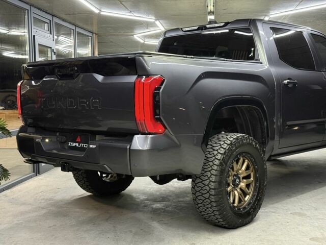 Серый Тойота Тундра, объемом двигателя 3.5 л и пробегом 8 тыс. км за 100500 $, фото 9 на Automoto.ua