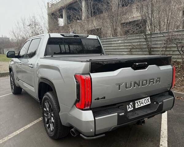 Серый Тойота Тундра, объемом двигателя 3.45 л и пробегом 4 тыс. км за 92000 $, фото 4 на Automoto.ua