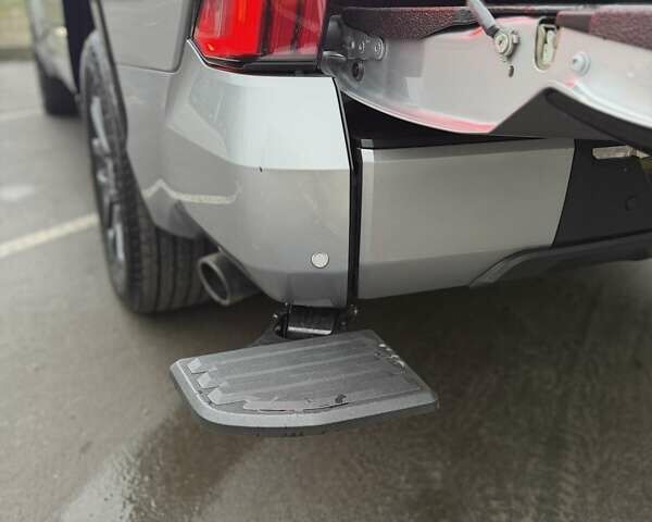 Серый Тойота Тундра, объемом двигателя 3.45 л и пробегом 4 тыс. км за 92000 $, фото 41 на Automoto.ua