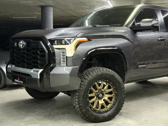 Серый Тойота Тундра, объемом двигателя 3.5 л и пробегом 8 тыс. км за 100500 $, фото 7 на Automoto.ua