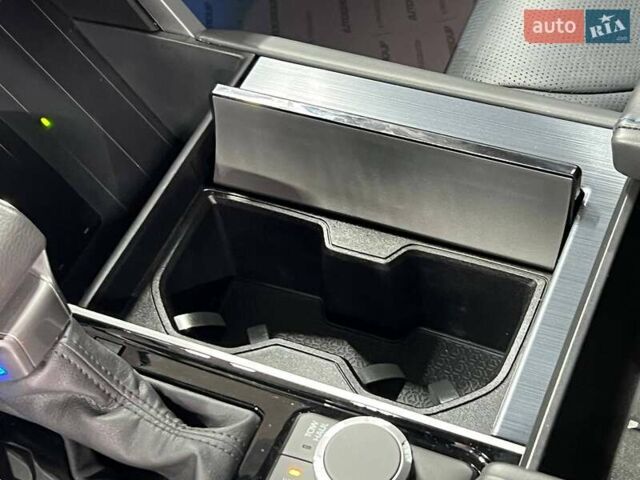 Серый Тойота Тундра, объемом двигателя 3.45 л и пробегом 8 тыс. км за 110000 $, фото 58 на Automoto.ua