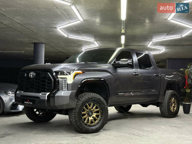 Серый Тойота Тундра, объемом двигателя 3.45 л и пробегом 8 тыс. км за 100500 $, фото 6 на Automoto.ua