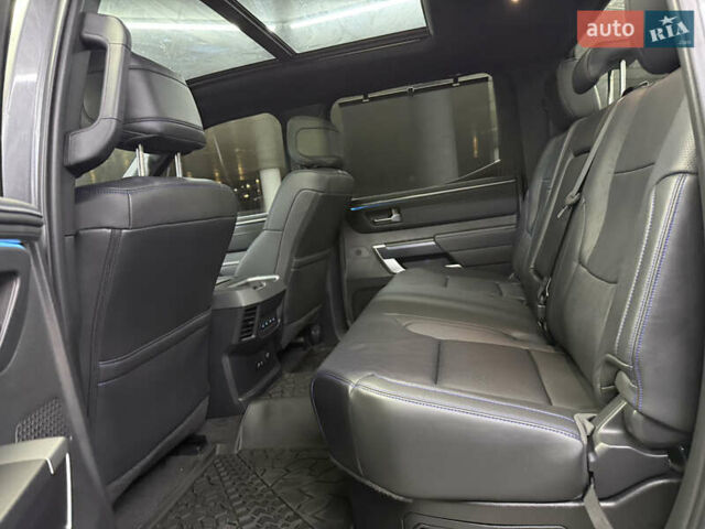 Серый Тойота Тундра, объемом двигателя 3.45 л и пробегом 8 тыс. км за 100500 $, фото 23 на Automoto.ua