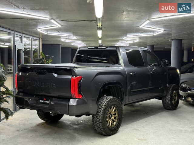 Серый Тойота Тундра, объемом двигателя 3.45 л и пробегом 8 тыс. км за 100500 $, фото 13 на Automoto.ua