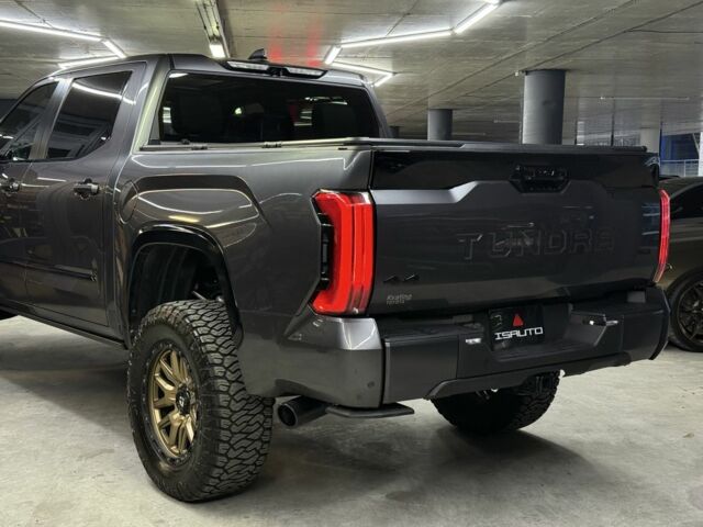 Серый Тойота Тундра, объемом двигателя 3.5 л и пробегом 8 тыс. км за 100500 $, фото 15 на Automoto.ua